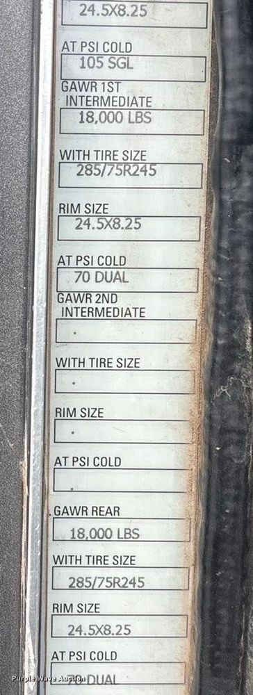 image for item EA7855 2005 Kenworth W900 semi truck