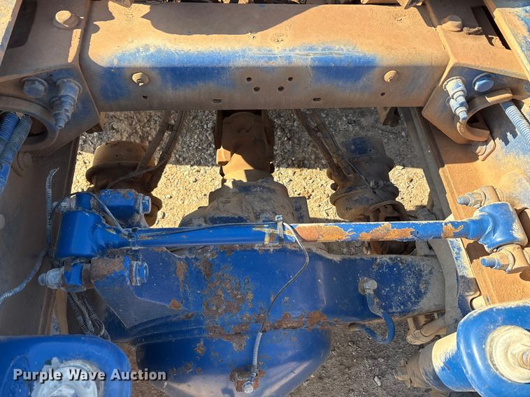 image for item EA7860 2011 Peterbilt 365 semi truck