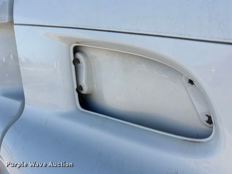 image for item EA7862 2012 Freightliner Cascadia semi truck