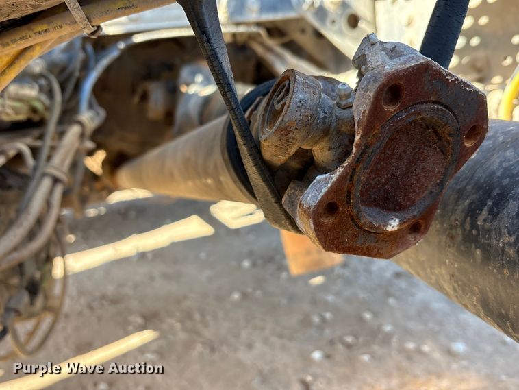 image for item EA7862 2012 Freightliner Cascadia semi truck