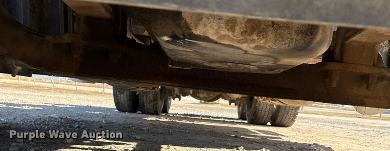 image for item EA7862 2012 Freightliner Cascadia semi truck