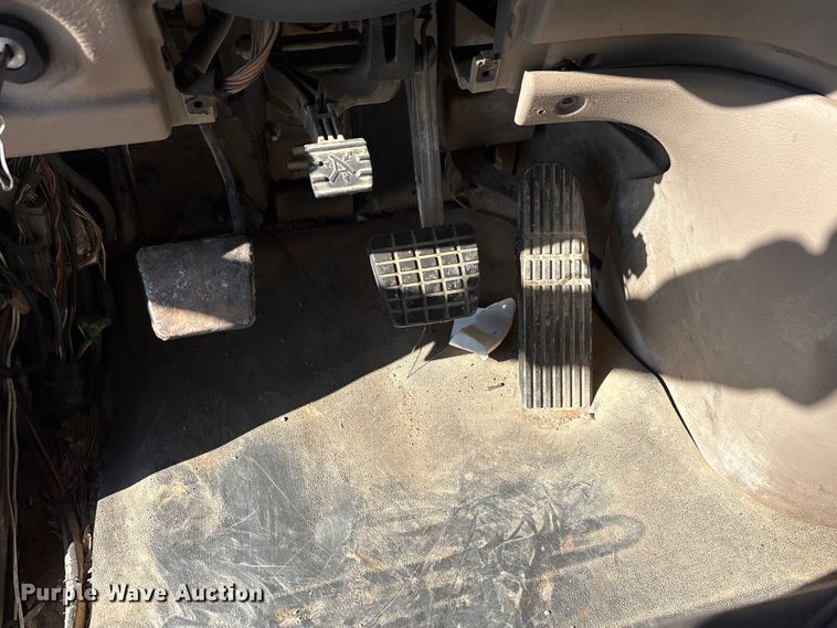 image for item EA7862 2012 Freightliner Cascadia semi truck