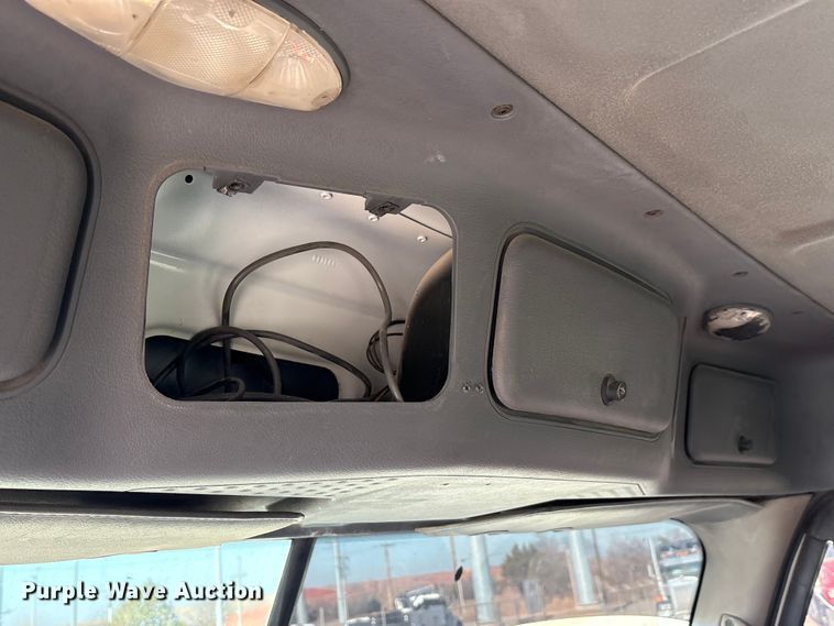 image for item EA7862 2012 Freightliner Cascadia semi truck