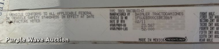 image for item EA7862 2012 Freightliner Cascadia semi truck