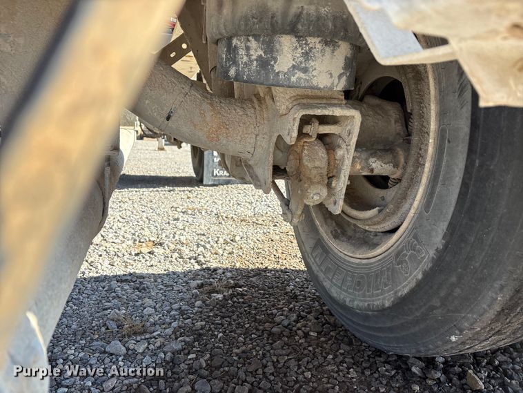 image for item EA7863 2015 Heil Trailer International pneumatic dry bulk trailer