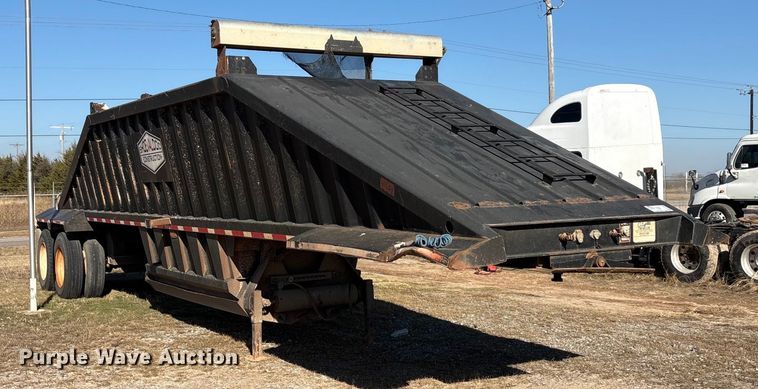 image for item EA7864 2008 Construction Trailer Specialist BDT-40 bottom dump trailer
