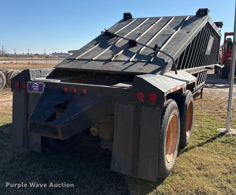 image for item EA7864 2008 Construction Trailer Specialist BDT-40 bottom dump trailer
