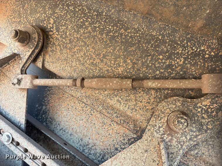 image for item EA7864 2008 Construction Trailer Specialist BDT-40 bottom dump trailer