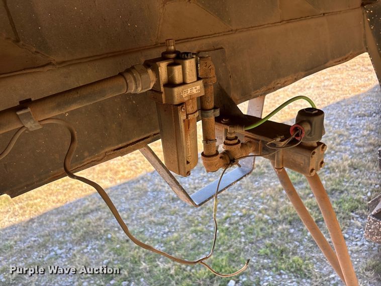 image for item EA7864 2008 Construction Trailer Specialist BDT-40 bottom dump trailer