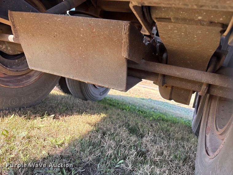 image for item EA7864 2008 Construction Trailer Specialist BDT-40 bottom dump trailer