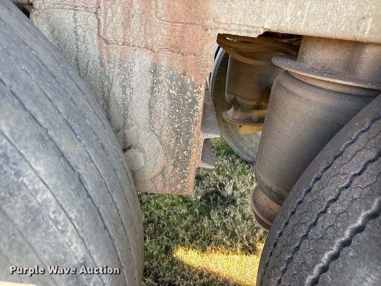 image for item EA7864 2008 Construction Trailer Specialist BDT-40 bottom dump trailer