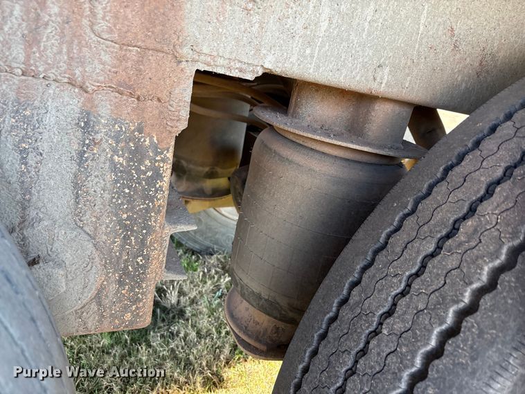 image for item EA7864 2008 Construction Trailer Specialist BDT-40 bottom dump trailer