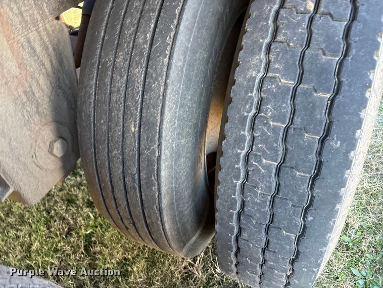 image for item EA7864 2008 Construction Trailer Specialist BDT-40 bottom dump trailer