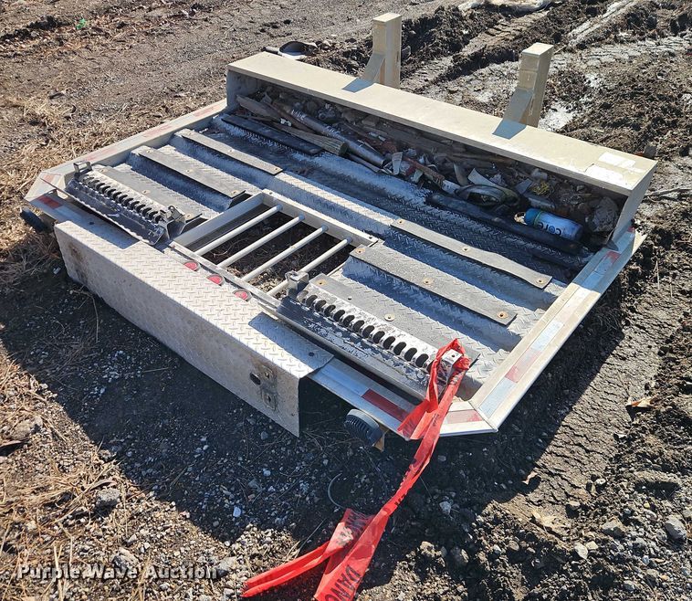 image for item EB8477 Truck parts