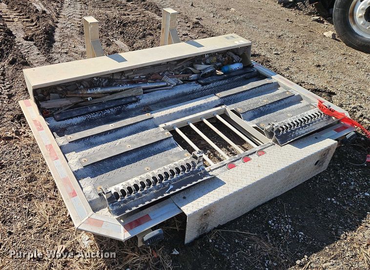 image for item EB8477 Truck parts