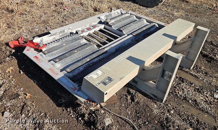 image for item EB8477 Truck parts