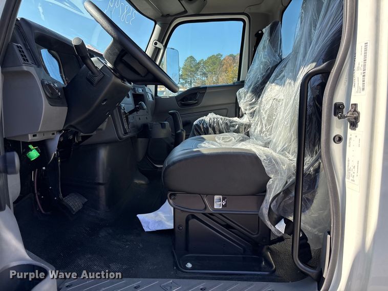 image for item EC3917 2024 International MV607 truck cab and chassis