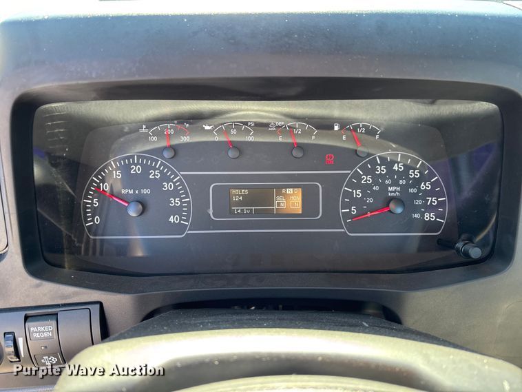 image for item EC3917 2024 International MV607 truck cab and chassis