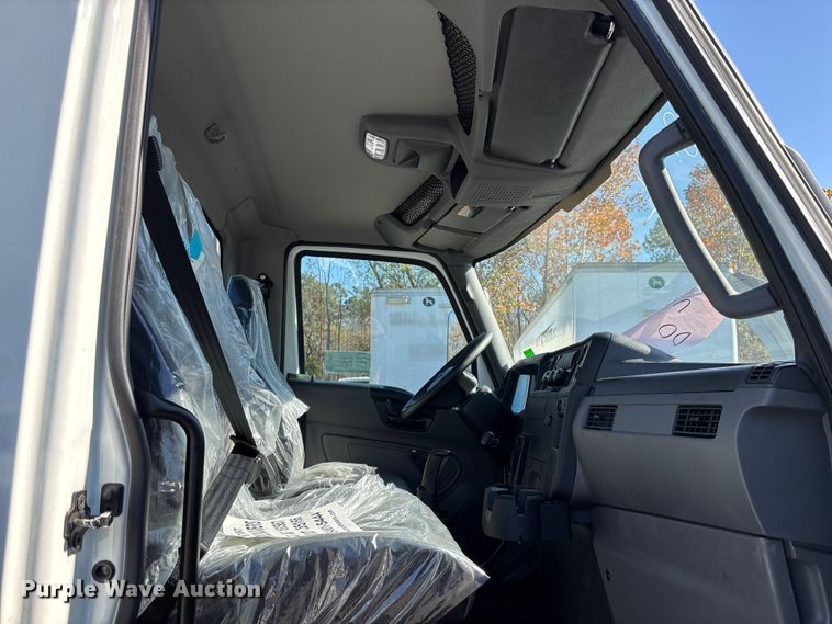 image for item EC3917 2024 International MV607 truck cab and chassis