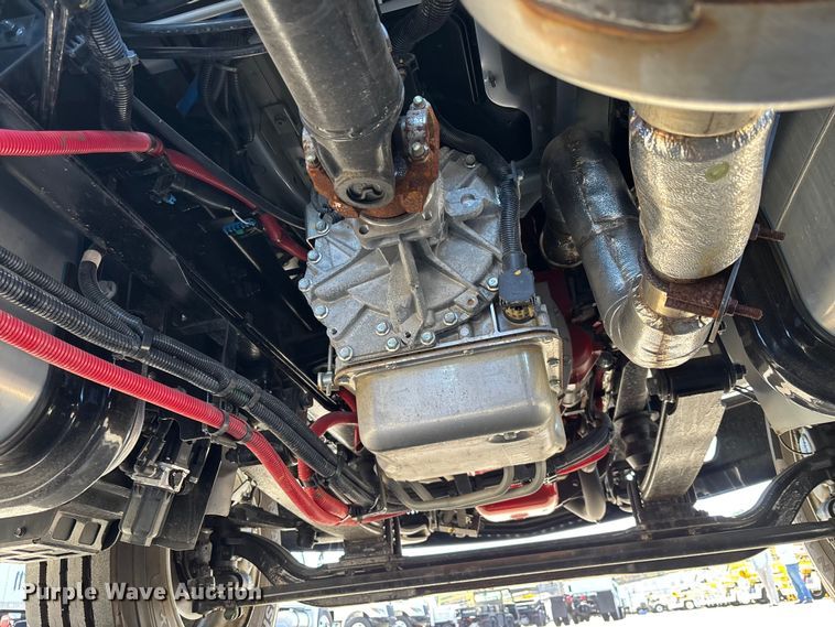 image for item EC3918 2024 International MV607 truck cab and chassis