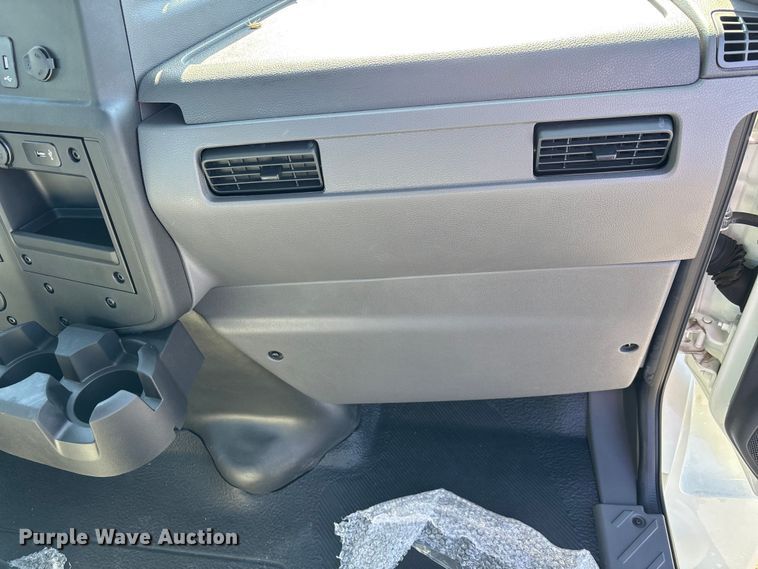 image for item EC3918 2024 International MV607 truck cab and chassis