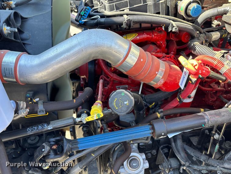 image for item EC3918 2024 International MV607 truck cab and chassis