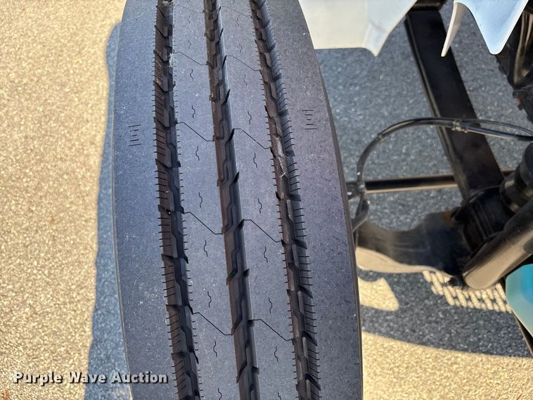 image for item EC3918 2024 International MV607 truck cab and chassis