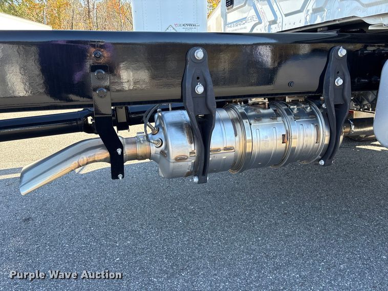 image for item EC3919 2024 International MV607 truck cab and chassis