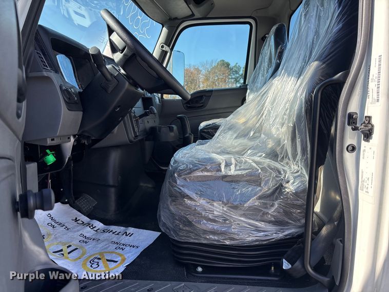 image for item EC3919 2024 International MV607 truck cab and chassis