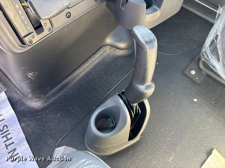 image for item EC3919 2024 International MV607 truck cab and chassis