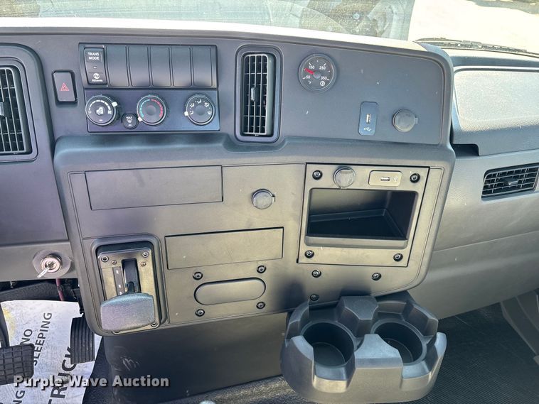 image for item EC3919 2024 International MV607 truck cab and chassis