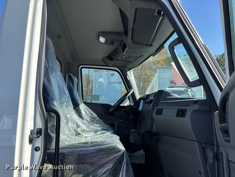 image for item EC3919 2024 International MV607 truck cab and chassis