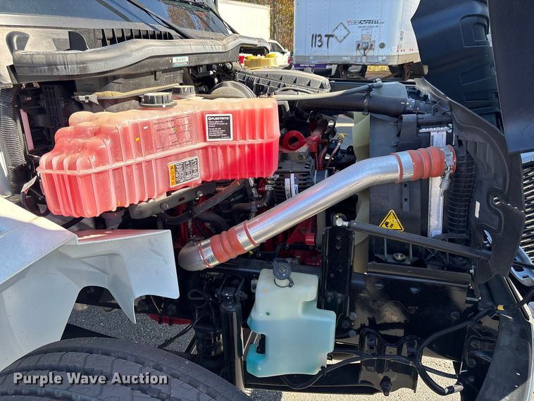 image for item EC3919 2024 International MV607 truck cab and chassis