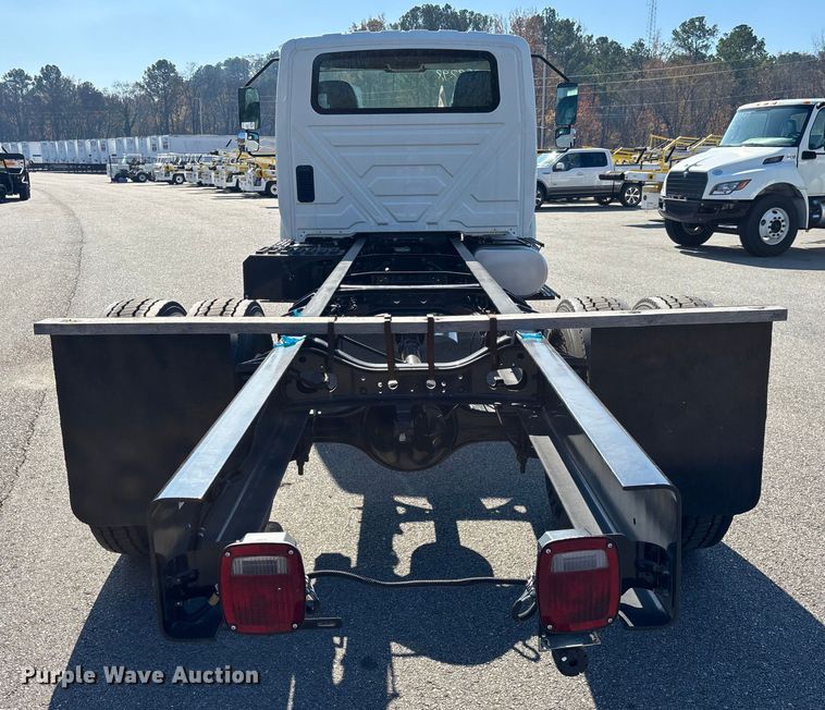 image for item EC3920 2024 International MV607 truck cab and chassis