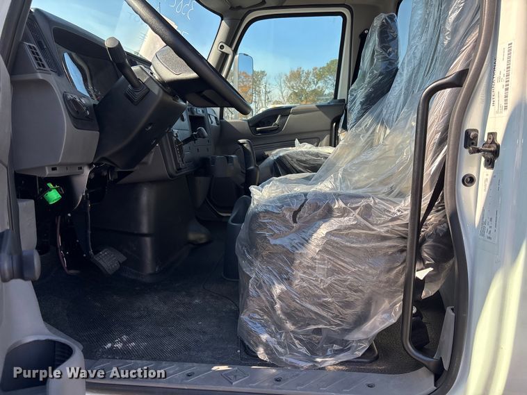 image for item EC3920 2024 International MV607 truck cab and chassis