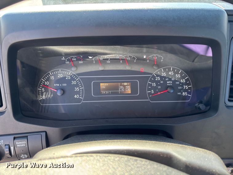 image for item EC3920 2024 International MV607 truck cab and chassis