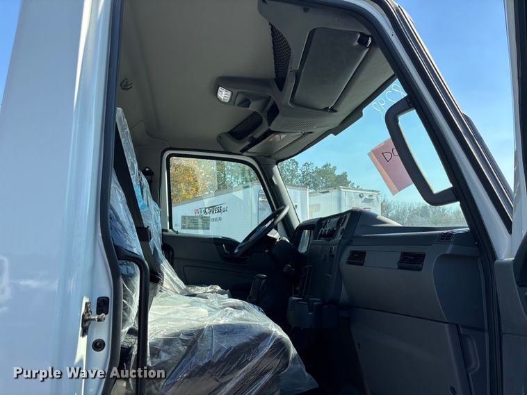 image for item EC3920 2024 International MV607 truck cab and chassis