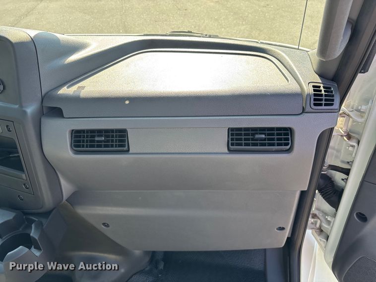 image for item EC3920 2024 International MV607 truck cab and chassis