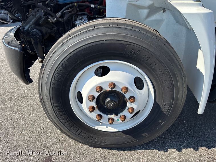 image for item EC3920 2024 International MV607 truck cab and chassis