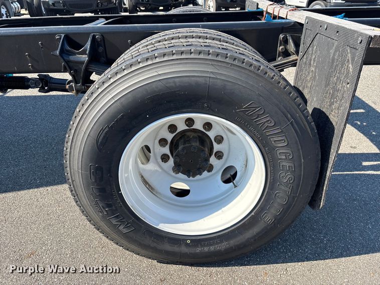 image for item EC3920 2024 International MV607 truck cab and chassis