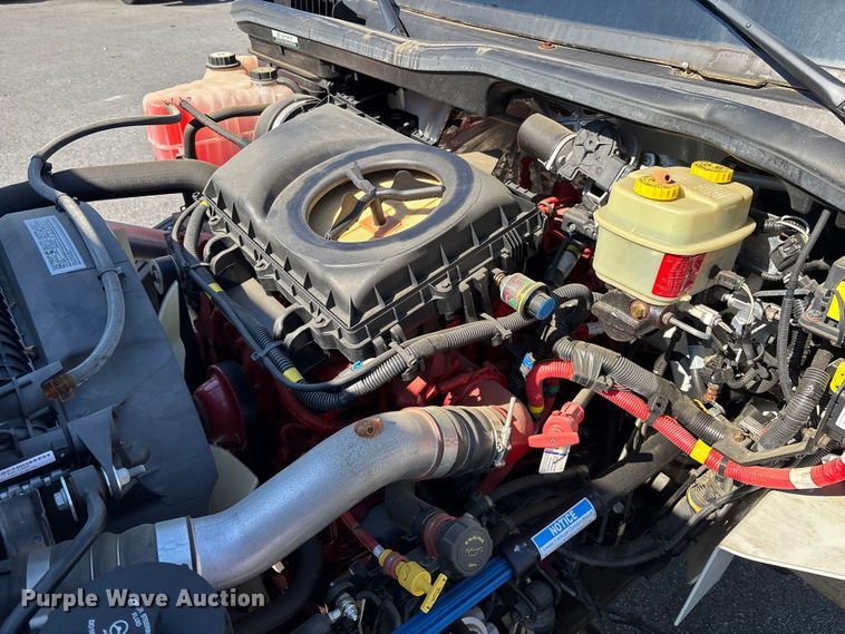 image for item EC3921 2023 International MV607 truck cab and chassis