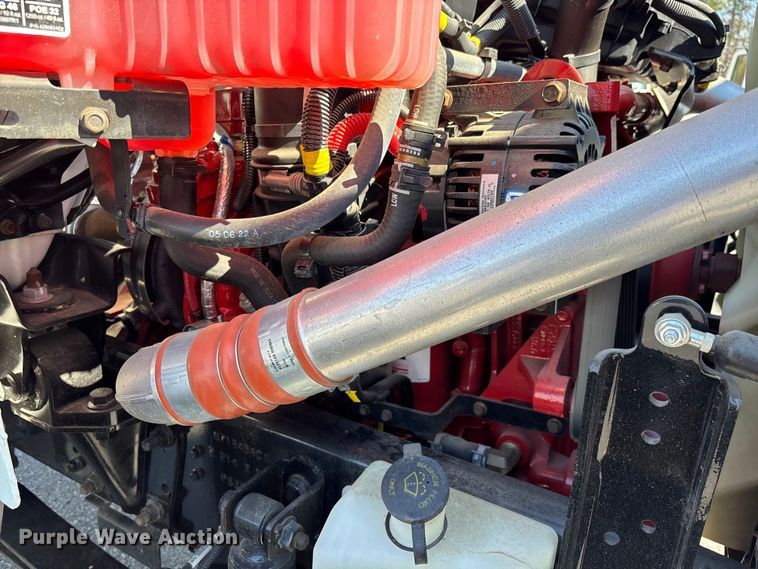 image for item EC3921 2023 International MV607 truck cab and chassis