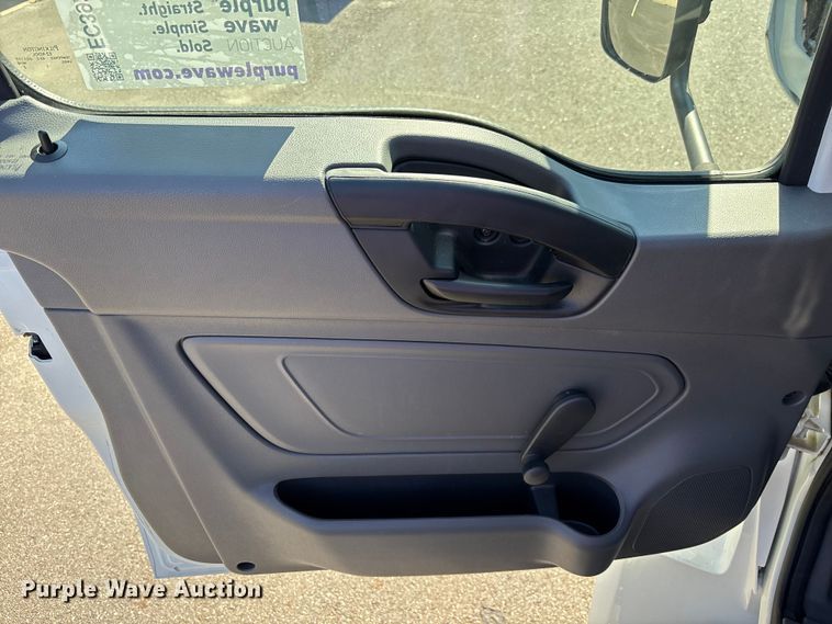 image for item EC3922 2023 International MV607 truck cab and chassis