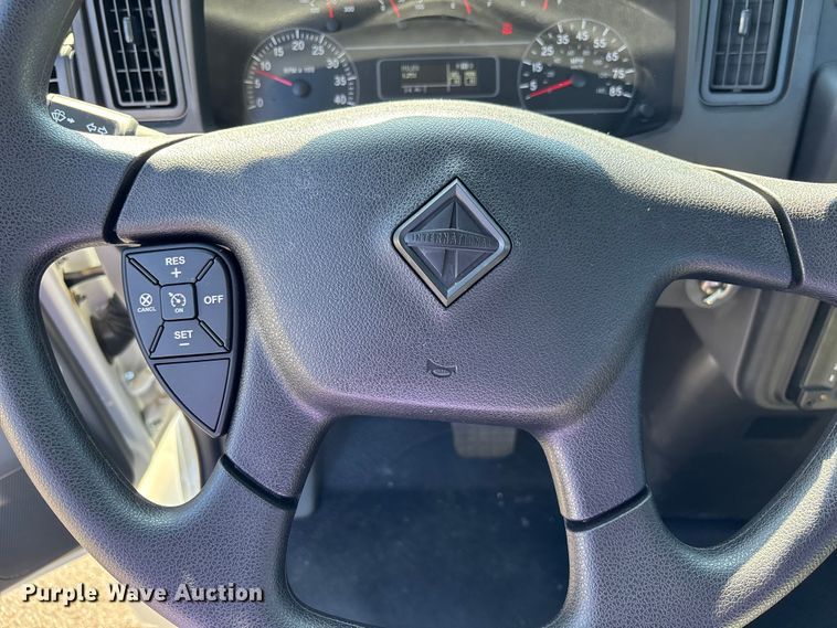 image for item EC3922 2023 International MV607 truck cab and chassis