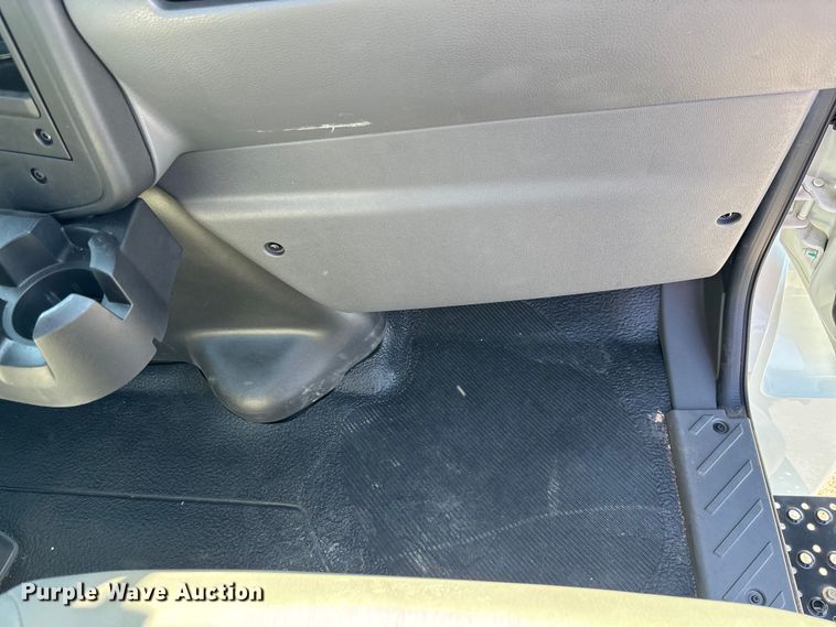 image for item EC3922 2023 International MV607 truck cab and chassis