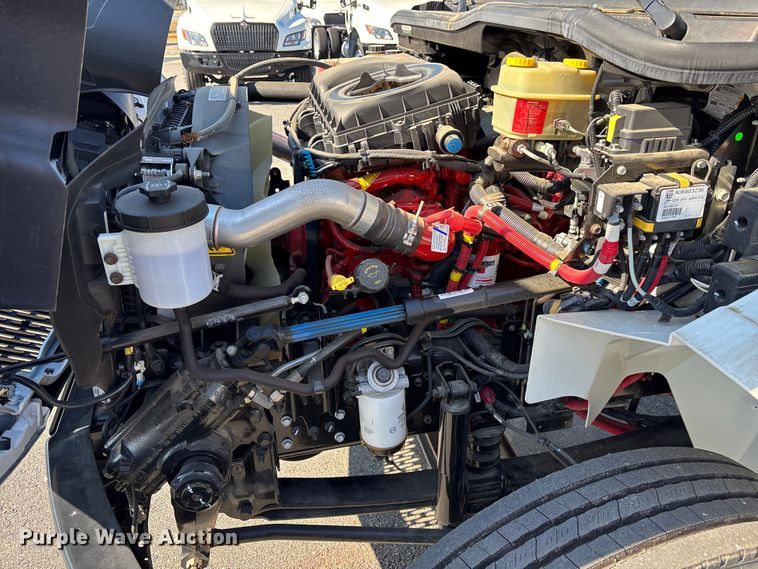 image for item EC3922 2023 International MV607 truck cab and chassis