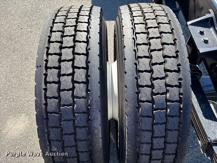 image for item EC3922 2023 International MV607 truck cab and chassis