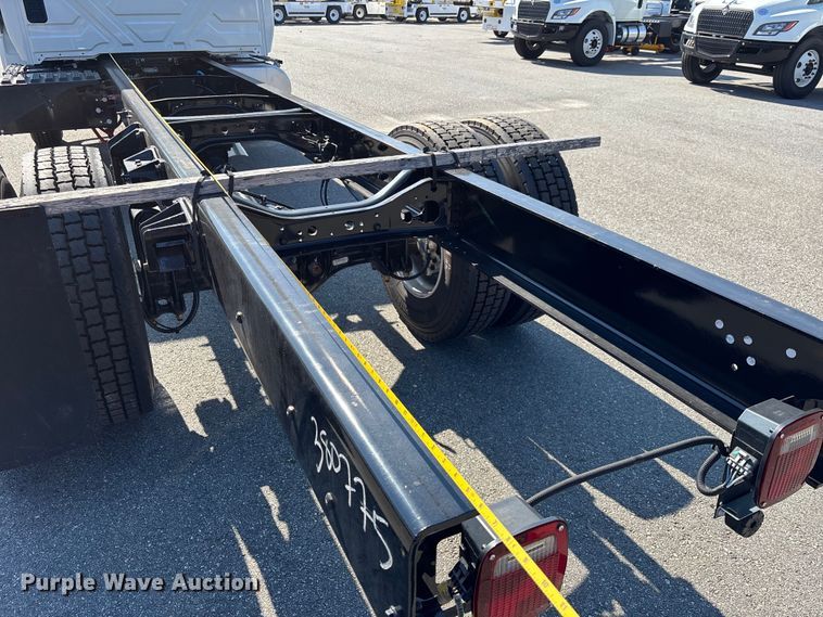 image for item EC3922 2023 International MV607 truck cab and chassis