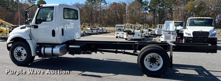 image for item EC3923 2024 International MV607 truck cab and chassis