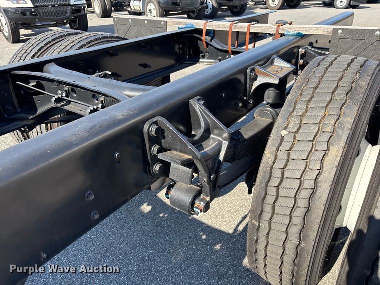 image for item EC3923 2024 International MV607 truck cab and chassis